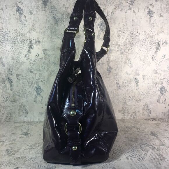 Purple Patent Leather Coach Maggie Bag - Picture 3 of 16
